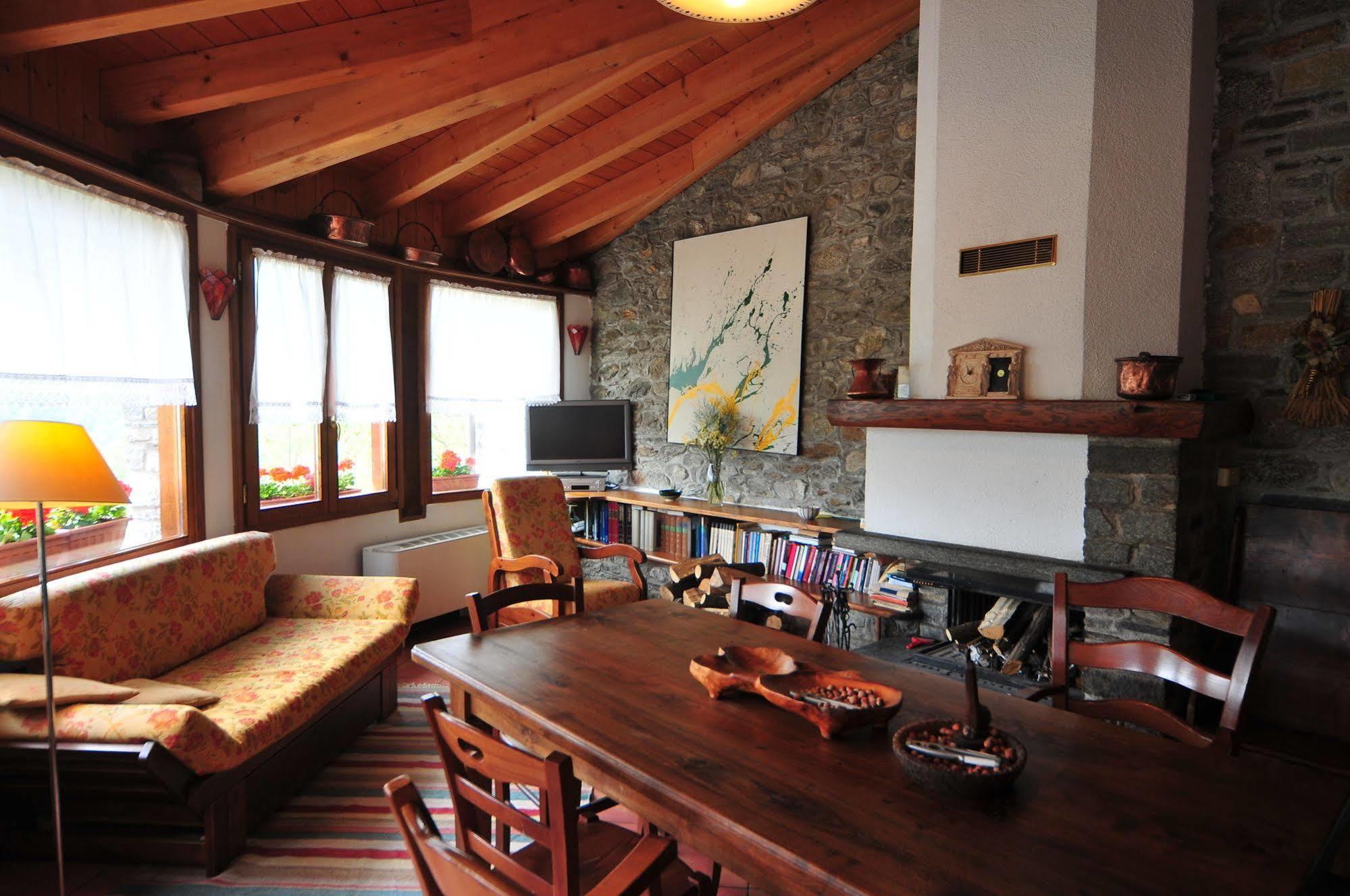 Agriturismo La Fonte Di Mariella Landhaus